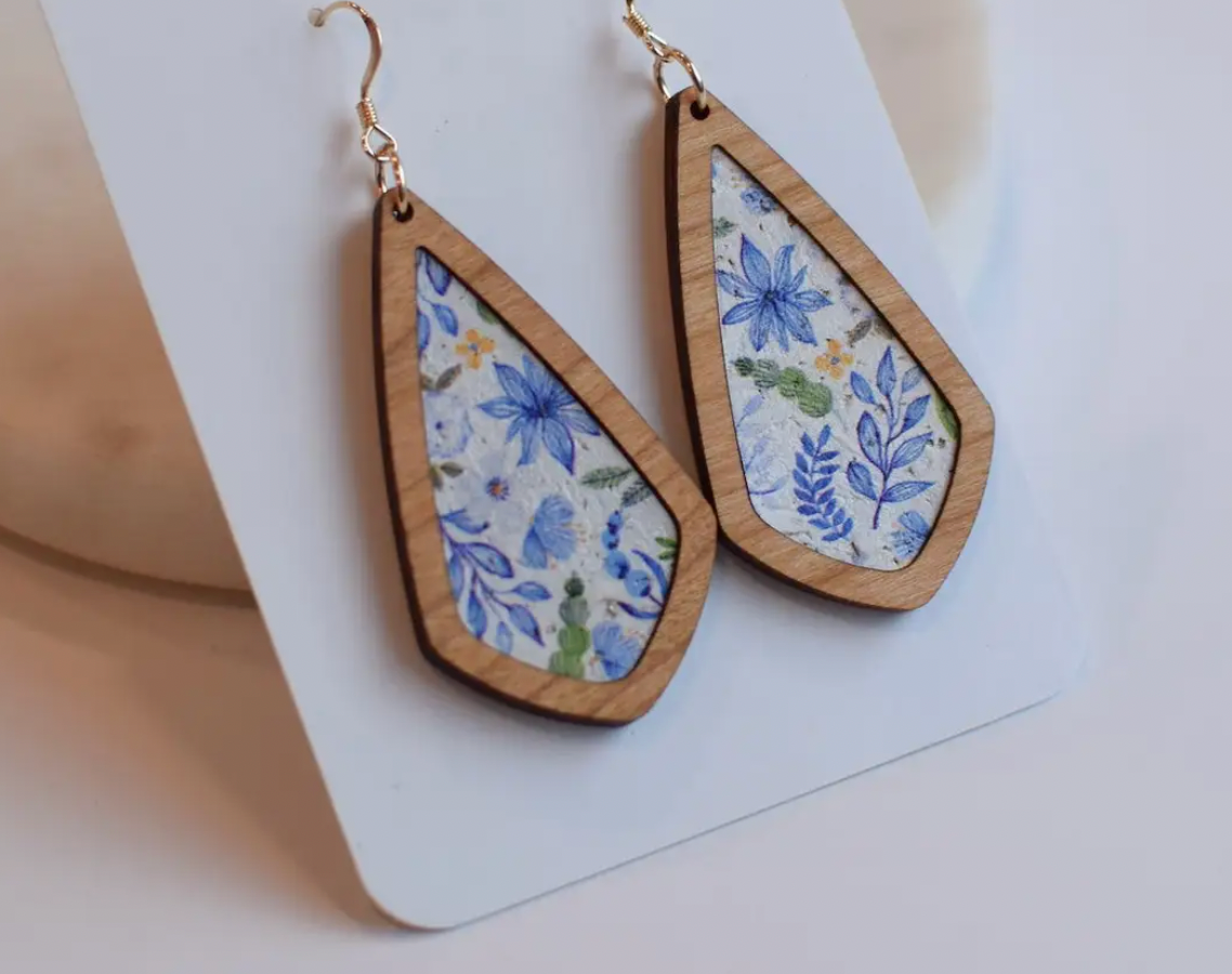 💐 Emma Blue Floral Wood Earrings 🌼