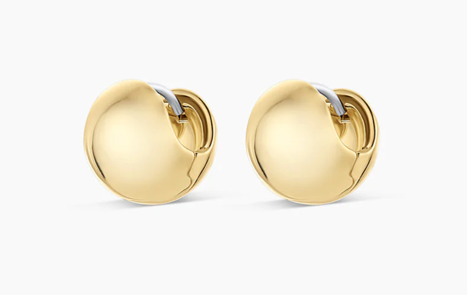 Close-up of contemporary gold earrings featuring a unique sculptural design. These polished earrings showcase a modern aesthetic with a secure closure, perfect for enhancing any outfit with elegance.Let me know if you need any further assistance or additional information!