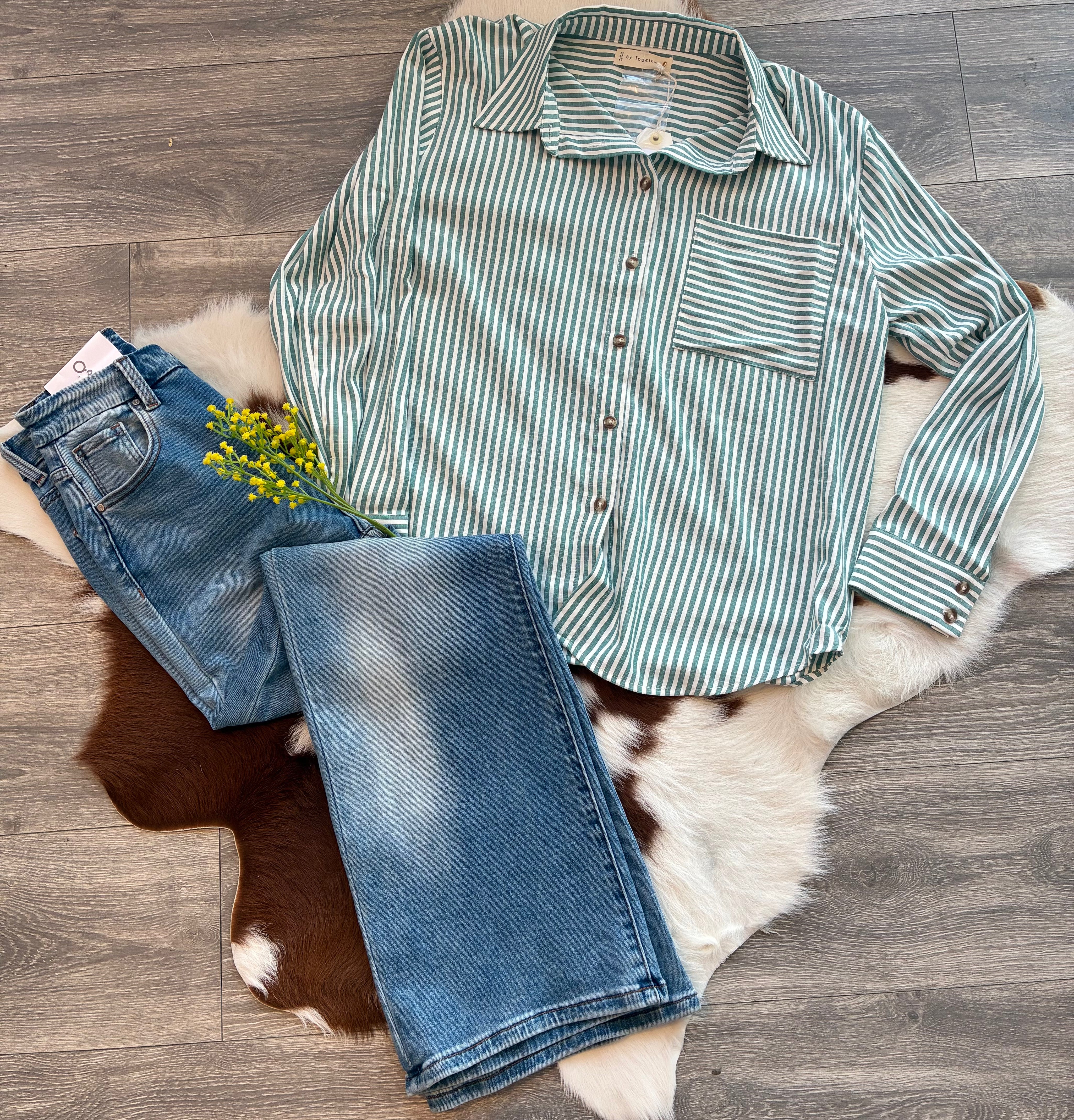 🌿 Easy Breezy Green Striped Overshirt