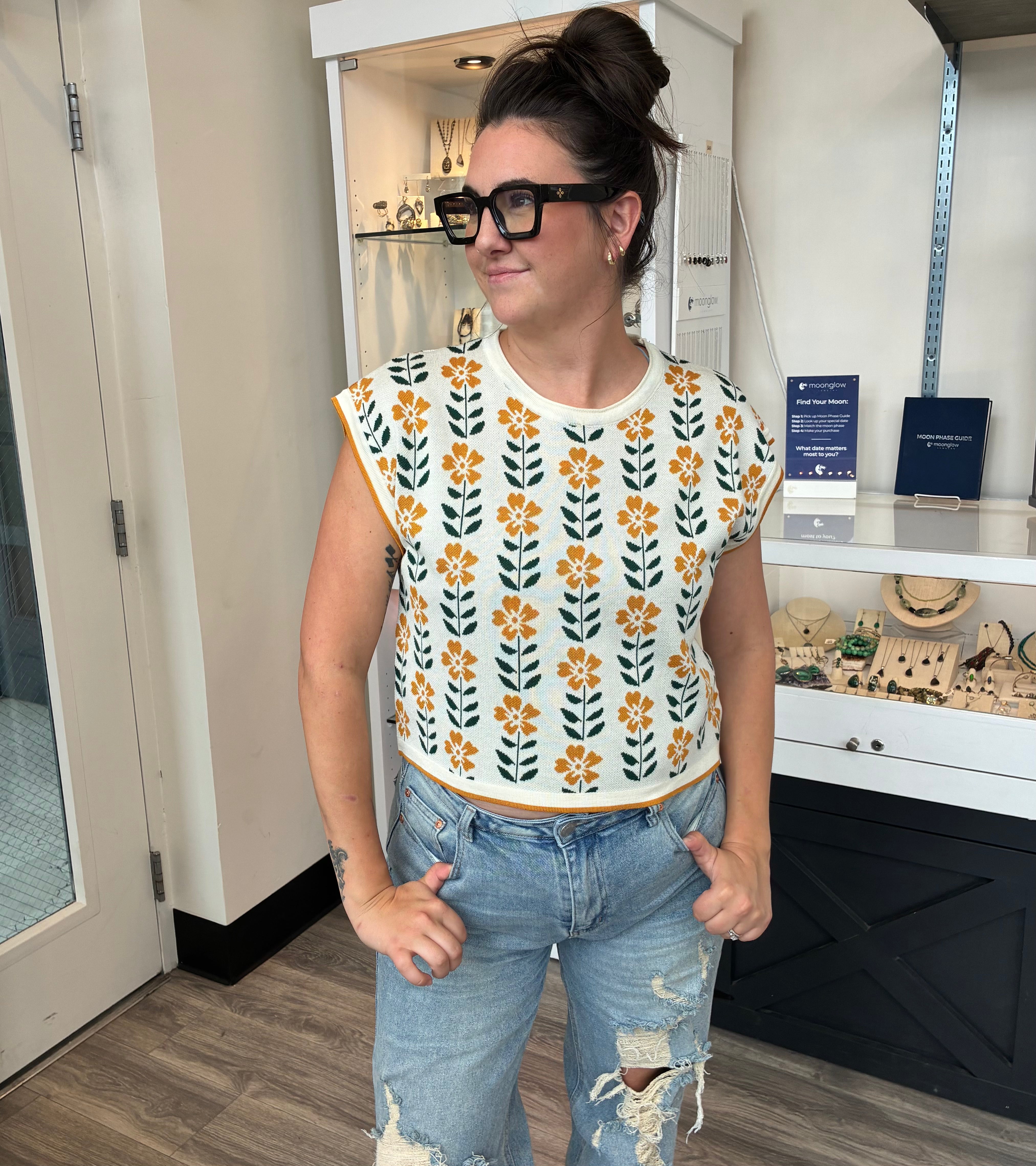 Floral Print Cropped Knit Top