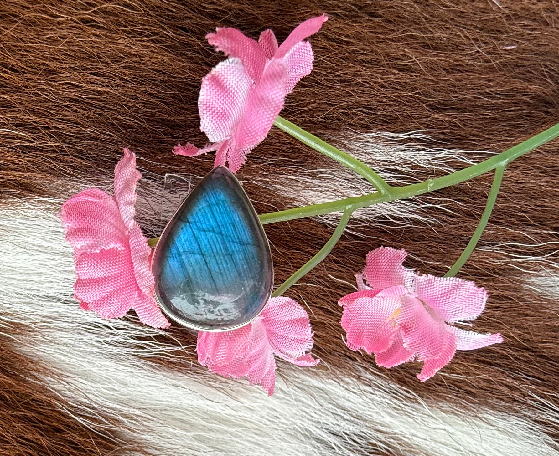 Sterling Silver and Labradorite Ring