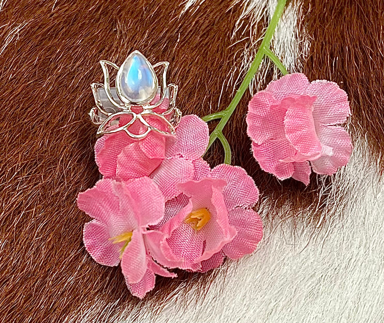 Sterling Silver Lotus Moonstone Ring