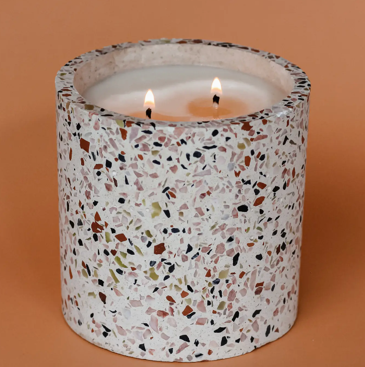 22ozs Concrete Poppy Candle