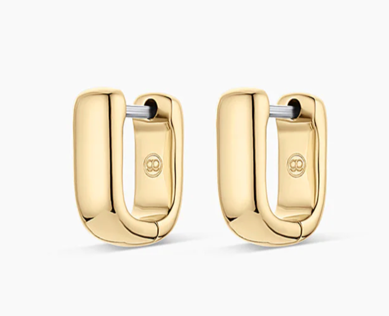 Stylish gold chunky hoop earrings featuring a modern design with a polished finish. Ideal for everyday wear or special occasions, showcasing a secure post closure and contemporary elegance.Let me know if you need further assistance or any other details!