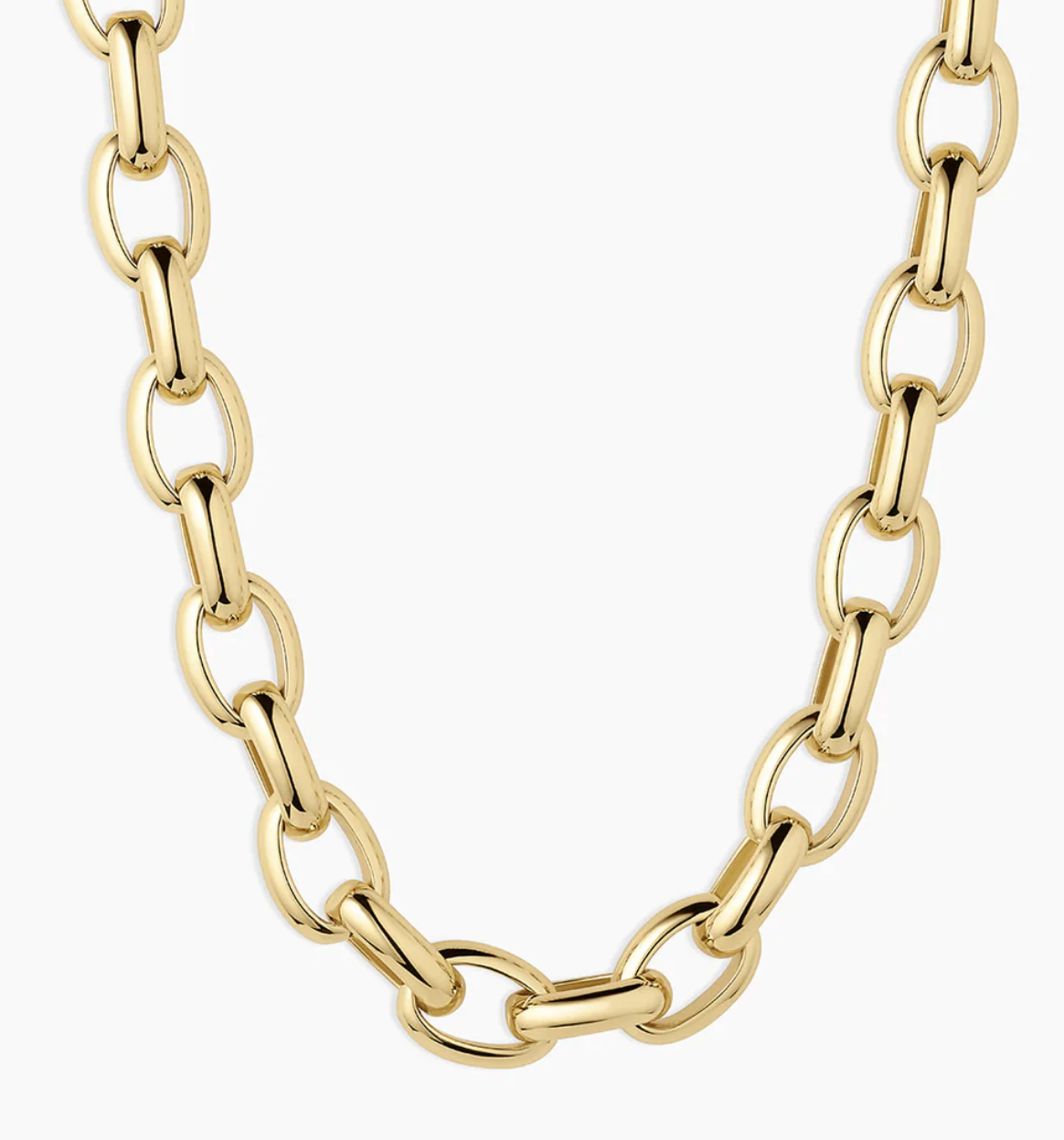 Close-up of a luxurious gold chain necklace featuring oversized oval links. This bold and stylish design adds a contemporary flair to any outfit, making it perfect for both casual and formal occasions.Let me know if you need any further assistance or additional information!