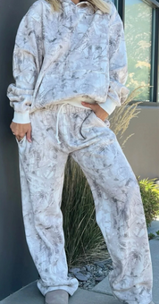 Cloud Nine Camo Lounge Set 🌿☁️