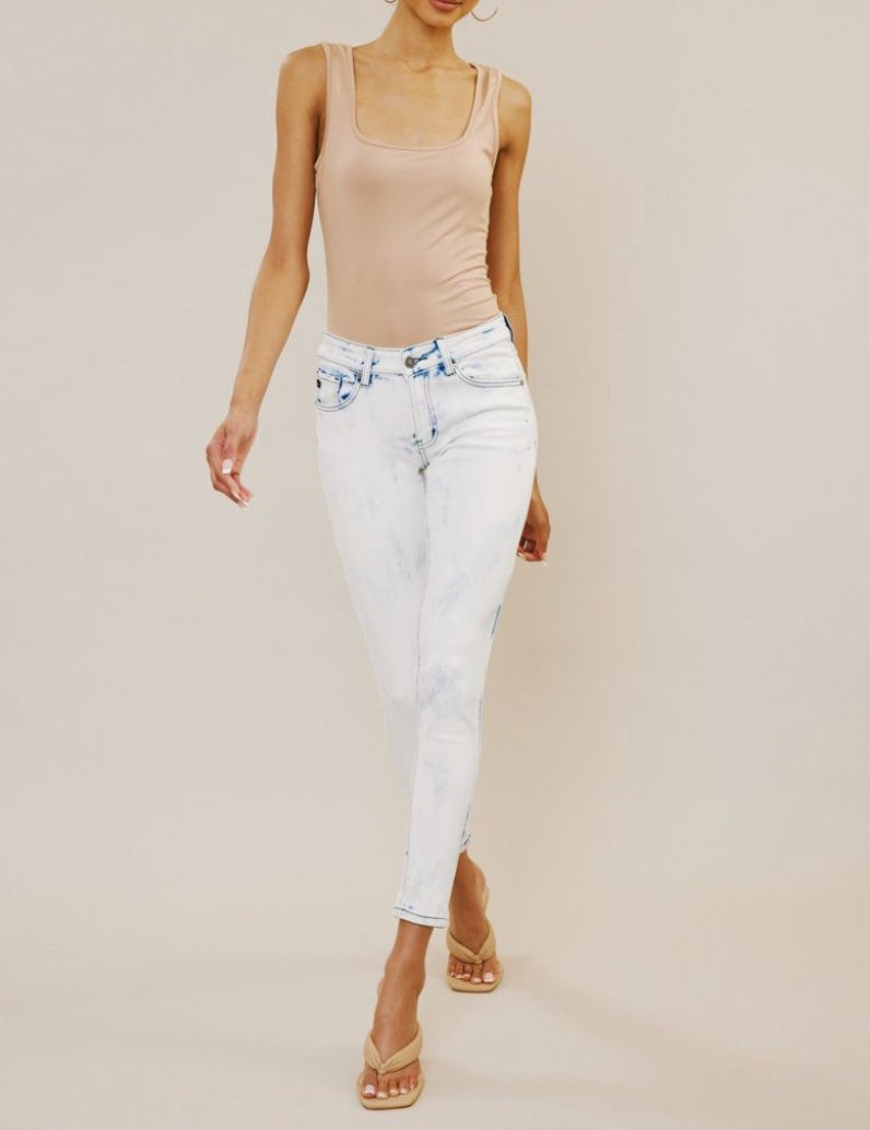 Mid Rise Acid Wash Skinny Jean - Three Blessed Gems